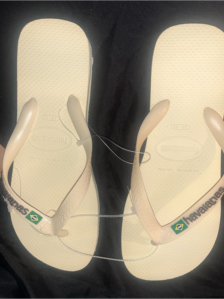 Havaianas Women’s Flip Flops In Light Beige